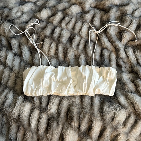 Ruched crop top (new with tags) - Picture 5 of 9